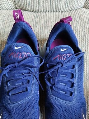 Nike Navy and Magenta Air270 Running Shoes